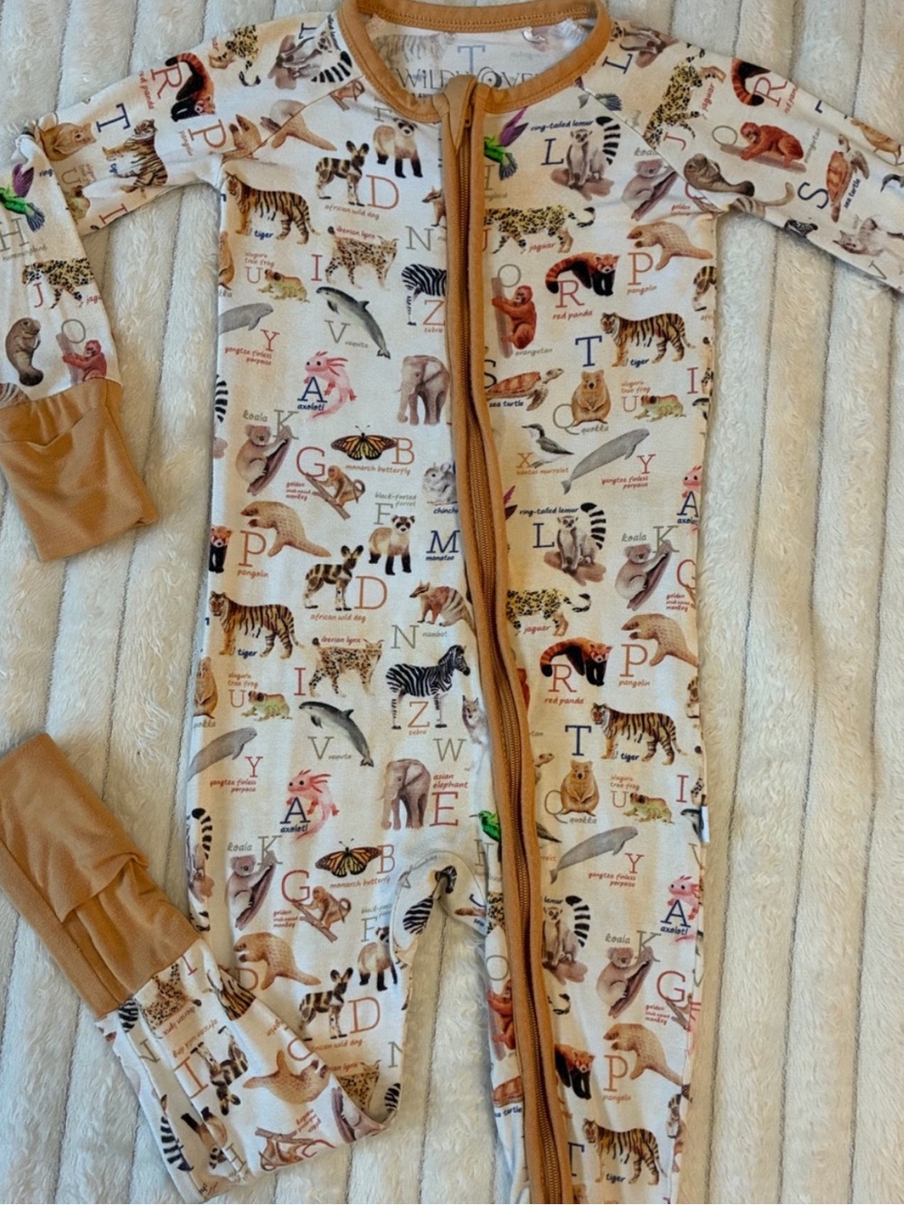 🦒🔤 Wildwoven retired Endangered Alphabet Convertible Zippy | 12-18m